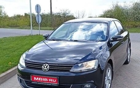 Volkswagen Jetta VI, 2011 год, 920 000 рублей, 1 фотография