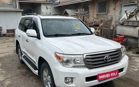 Toyota Land Cruiser 200, 2013 год, 3 550 000 рублей, 2 фотография