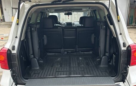 Toyota Land Cruiser 200, 2013 год, 3 550 000 рублей, 7 фотография