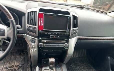 Toyota Land Cruiser 200, 2013 год, 3 550 000 рублей, 9 фотография