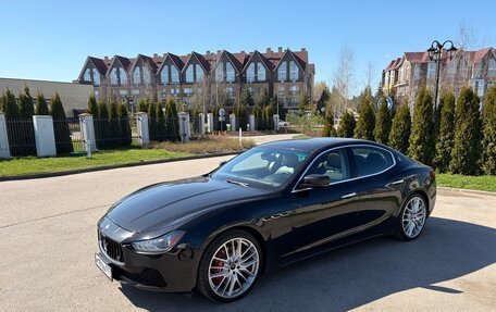 Maserati Ghibli, 2014 год, 3 200 000 рублей, 2 фотография