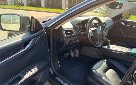Maserati Ghibli, 2014 год, 3 200 000 рублей, 11 фотография