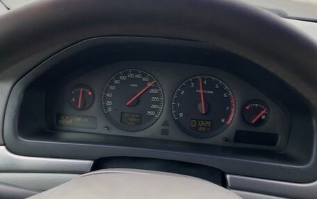 Volvo S80 II рестайлинг 2, 2000 год, 370 000 рублей, 17 фотография
