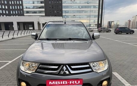 Mitsubishi L200 IV рестайлинг, 2014 год, 1 720 000 рублей, 2 фотография