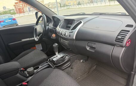 Mitsubishi L200 IV рестайлинг, 2014 год, 1 720 000 рублей, 9 фотография