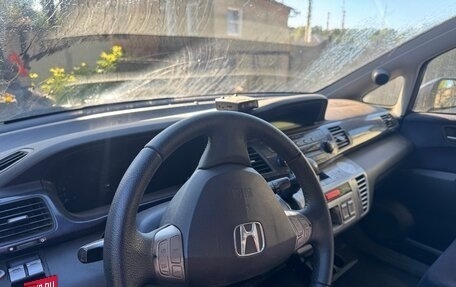Honda FR-V, 2007 год, 385 000 рублей, 3 фотография