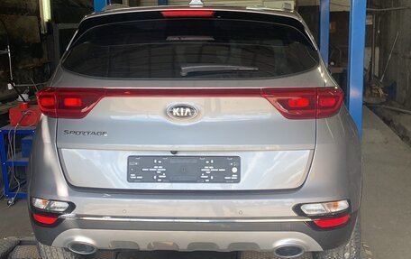 KIA Sportage IV рестайлинг, 2021 год, 2 600 000 рублей, 5 фотография