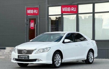Toyota Camry, 2012 год, 1 550 000 рублей, 5 фотография