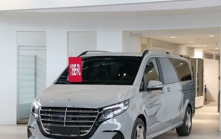 Mercedes-Benz V-Класс, 2026 год, 14 000 000 рублей, 3 фотография
