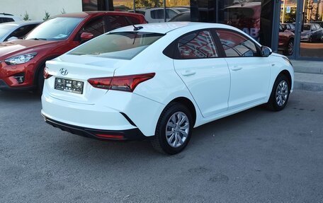 Hyundai Solaris II рестайлинг, 2021 год, 1 520 000 рублей, 6 фотография