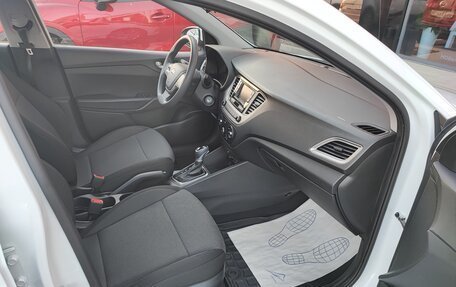 Hyundai Solaris II рестайлинг, 2021 год, 1 520 000 рублей, 12 фотография