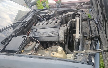 BMW 5 серия, 1988 год, 365 000 рублей, 2 фотография