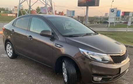 KIA Rio III рестайлинг, 2015 год, 890 000 рублей, 2 фотография