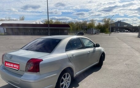 Toyota Avensis III рестайлинг, 2007 год, 650 000 рублей, 3 фотография