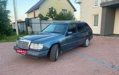 Mercedes-Benz E-Класс, 1992 год, 290 000 рублей, 3 фотография