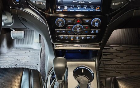 Jeep Grand Cherokee, 2018 год, 4 200 000 рублей, 11 фотография