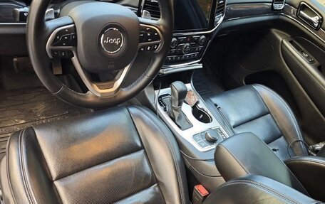 Jeep Grand Cherokee, 2018 год, 4 200 000 рублей, 14 фотография
