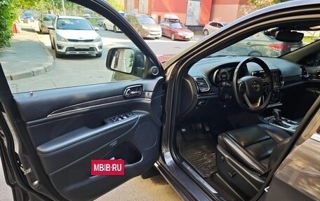 Jeep Grand Cherokee, 2018 год, 4 200 000 рублей, 13 фотография