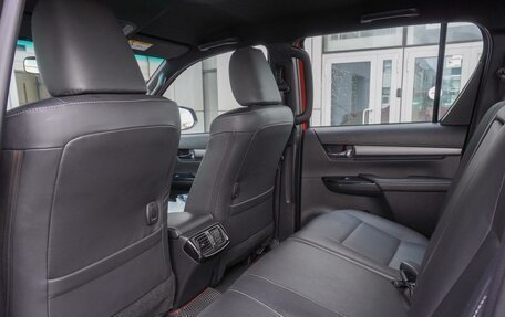 Toyota Hilux VIII, 2022 год, 5 685 000 рублей, 20 фотография