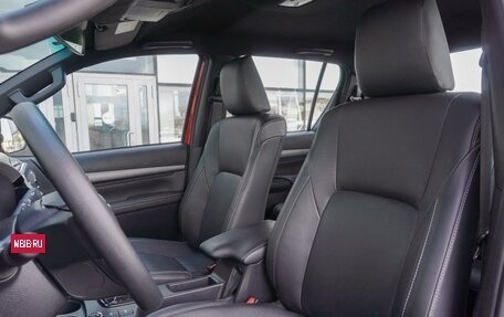 Toyota Hilux VIII, 2022 год, 5 685 000 рублей, 18 фотография