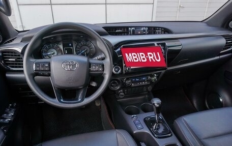 Toyota Hilux VIII, 2022 год, 5 685 000 рублей, 15 фотография