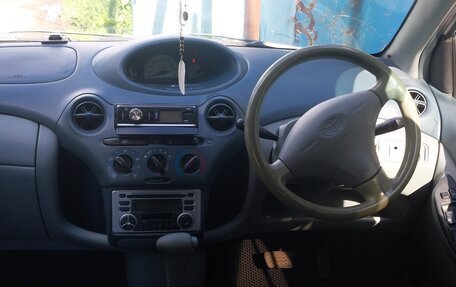 Toyota Vitz, 2001 год, 350 000 рублей, 7 фотография