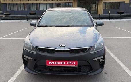 KIA Rio IV, 2019 год, 850 000 рублей, 1 фотография