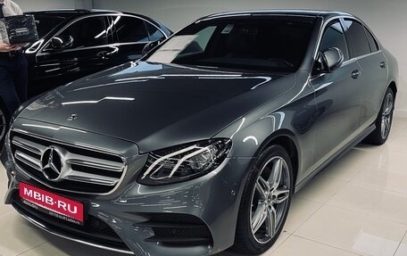 Mercedes-Benz E-Класс, 2019 год, 3 700 000 рублей, 1 фотография