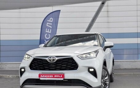 Toyota Highlander, 2026 год, 5 600 000 рублей, 1 фотография