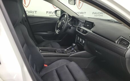 Mazda 6, 2016 год, 1 335 000 рублей, 14 фотография