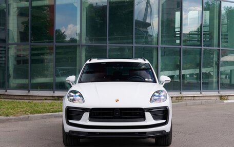 Porsche Macan I рестайлинг, 2024 год, 8 990 000 рублей, 3 фотография