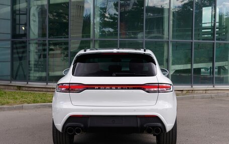 Porsche Macan I рестайлинг, 2024 год, 8 990 000 рублей, 10 фотография
