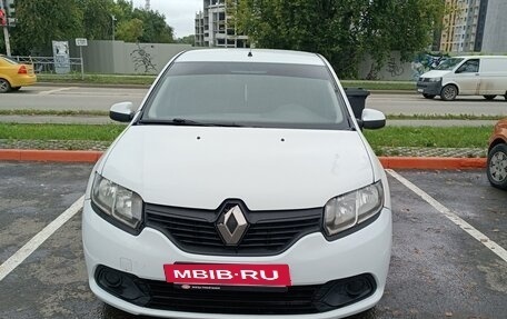 Renault Logan II, 2018 год, 349 000 рублей, 3 фотография
