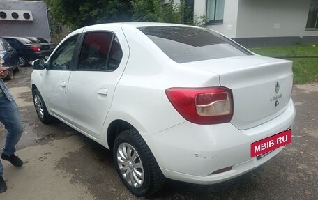 Renault Logan II, 2018 год, 349 000 рублей, 10 фотография