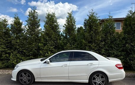 Mercedes-Benz E-Класс, 2012 год, 2 000 000 рублей, 4 фотография