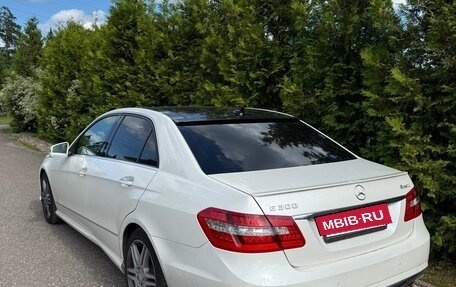 Mercedes-Benz E-Класс, 2012 год, 2 000 000 рублей, 5 фотография