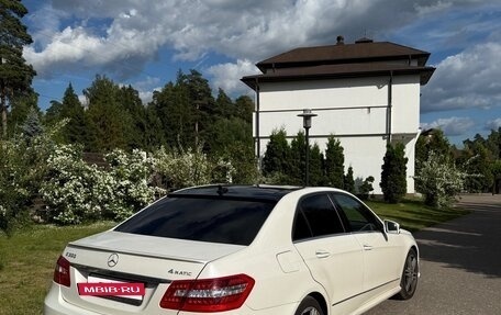 Mercedes-Benz E-Класс, 2012 год, 2 000 000 рублей, 6 фотография