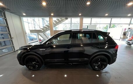 Volkswagen Tiguan II, 2021 год, 3 080 000 рублей, 6 фотография