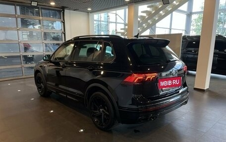 Volkswagen Tiguan II, 2021 год, 3 080 000 рублей, 5 фотография