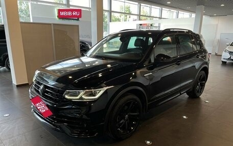 Volkswagen Tiguan II, 2021 год, 3 080 000 рублей, 7 фотография