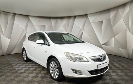 Opel Astra J, 2011 год, 585 000 рублей, 3 фотография