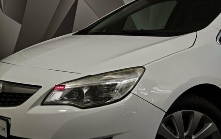 Opel Astra J, 2011 год, 585 000 рублей, 10 фотография