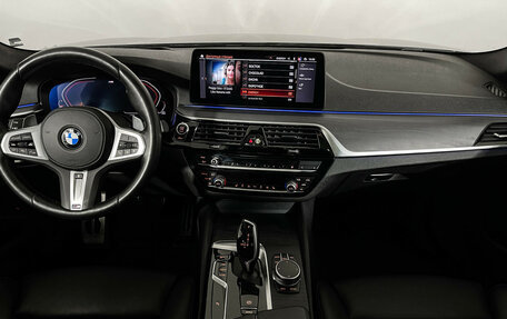 BMW 5 серия, 2021 год, 5 347 000 рублей, 13 фотография