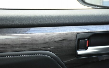 Toyota Highlander, 2026 год, 5 600 000 рублей, 15 фотография