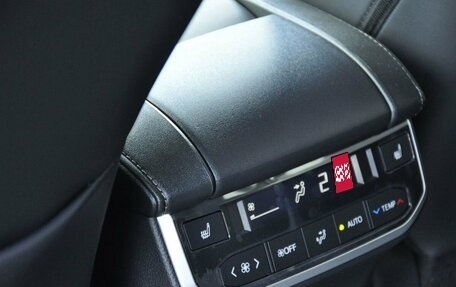 Toyota Highlander, 2026 год, 5 600 000 рублей, 10 фотография
