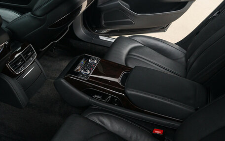 Audi A8, 2015 год, 2 800 000 рублей, 10 фотография