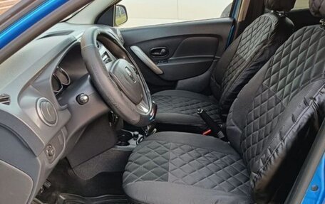 Renault Sandero II рестайлинг, 2015 год, 700 000 рублей, 10 фотография