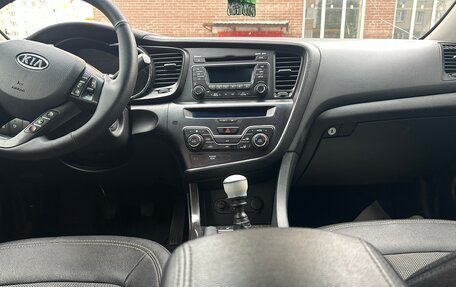 KIA Optima III, 2010 год, 850 000 рублей, 6 фотография