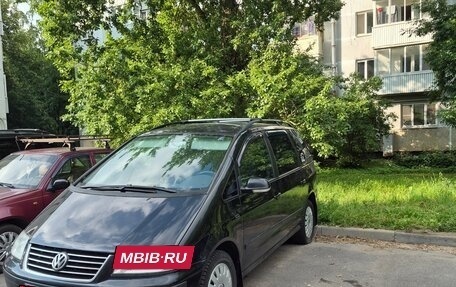 Volkswagen Sharan I рестайлинг, 2006 год, 770 000 рублей, 2 фотография