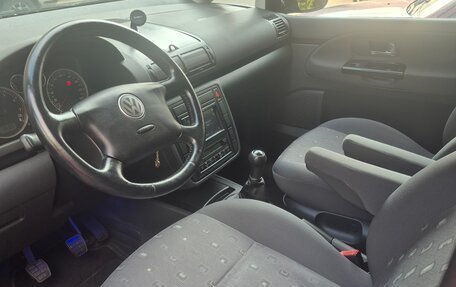 Volkswagen Sharan I рестайлинг, 2006 год, 770 000 рублей, 17 фотография